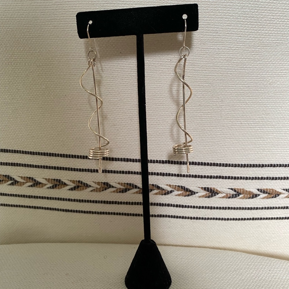 NWT Sterling Silver Spirals around a spindle